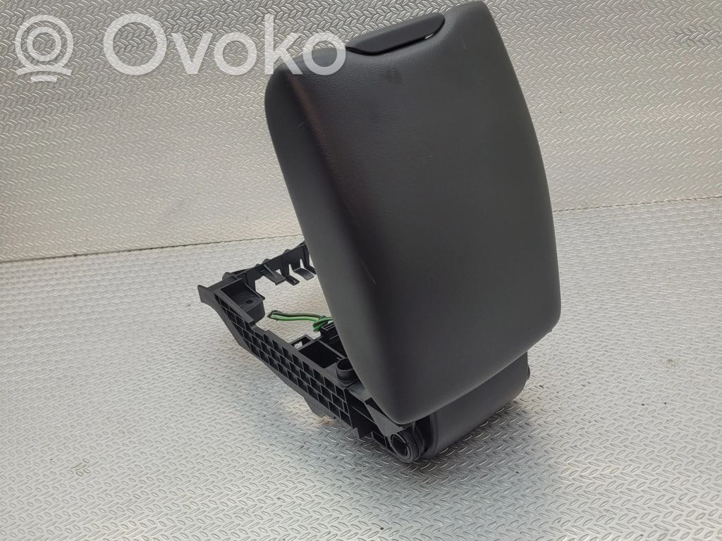 Volvo XC60 Armrest 