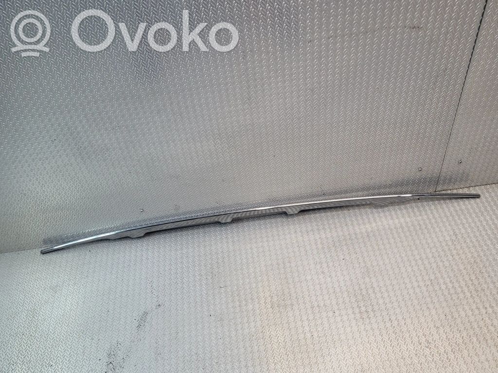Volvo S80 Tailgate trim 