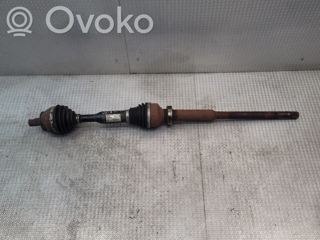Volvo XC60 Priekinis pusašis 