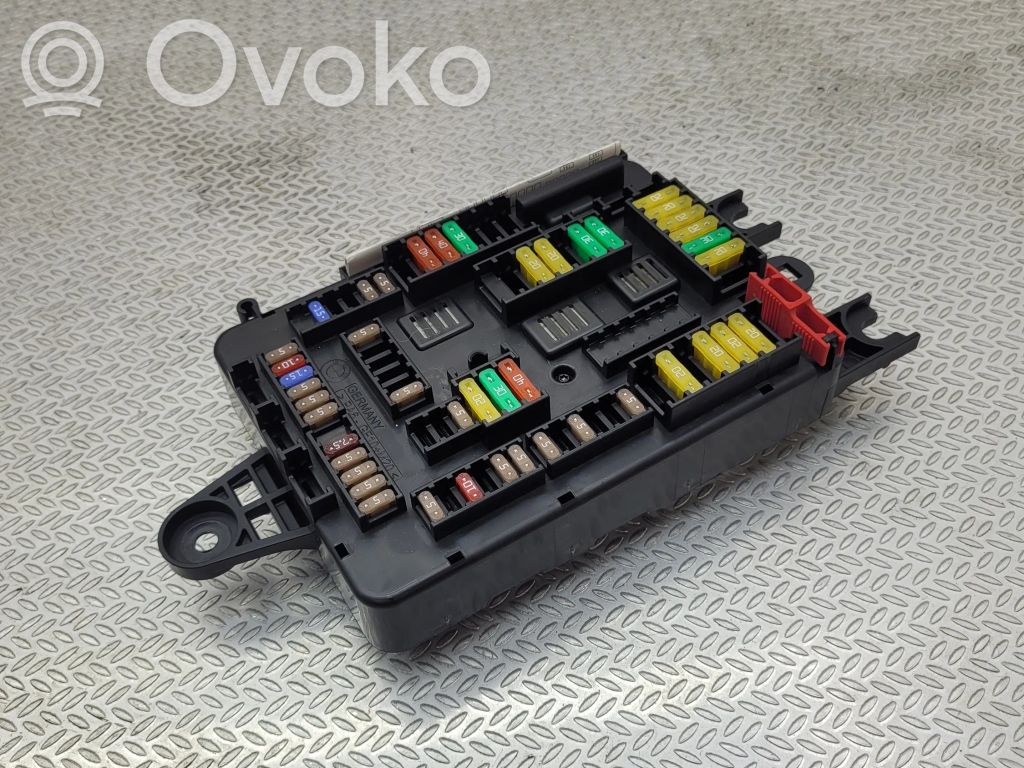 BMW 1 F20 F21 Fuse module 
