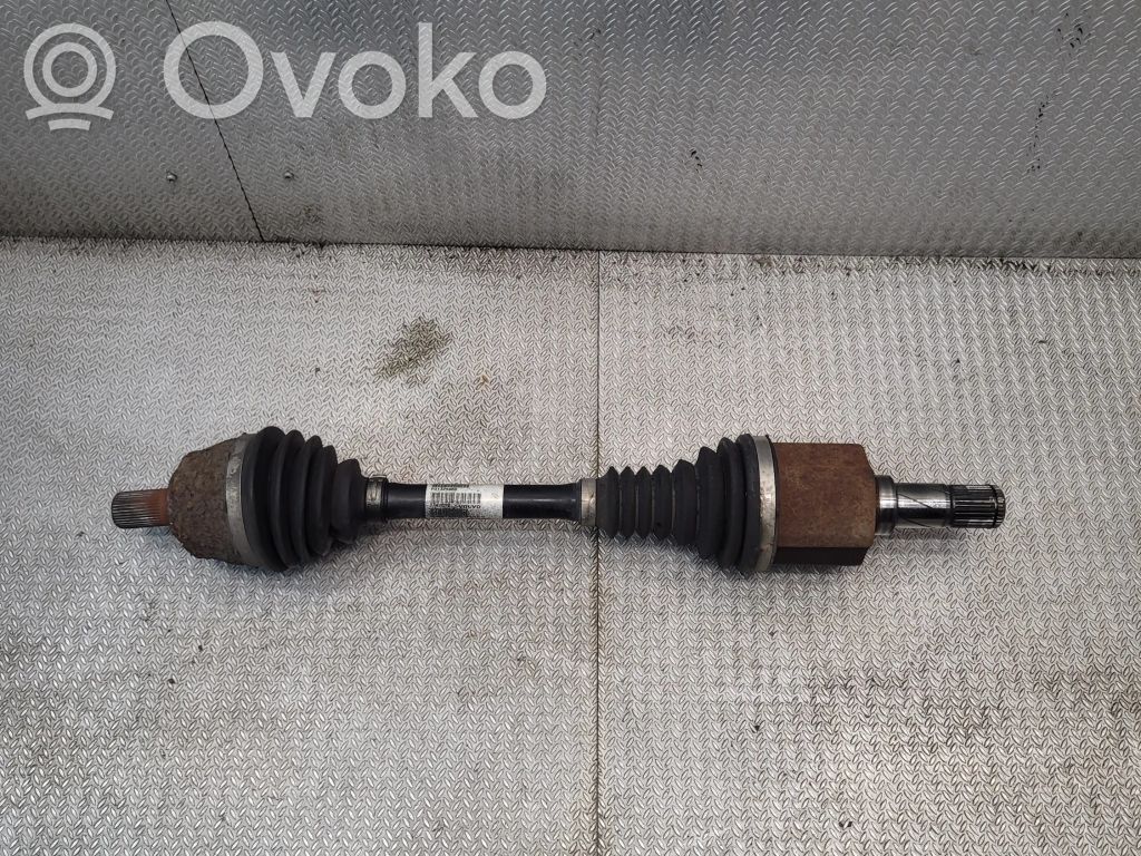 Volvo V40 Cross country Priekinis pusašis 