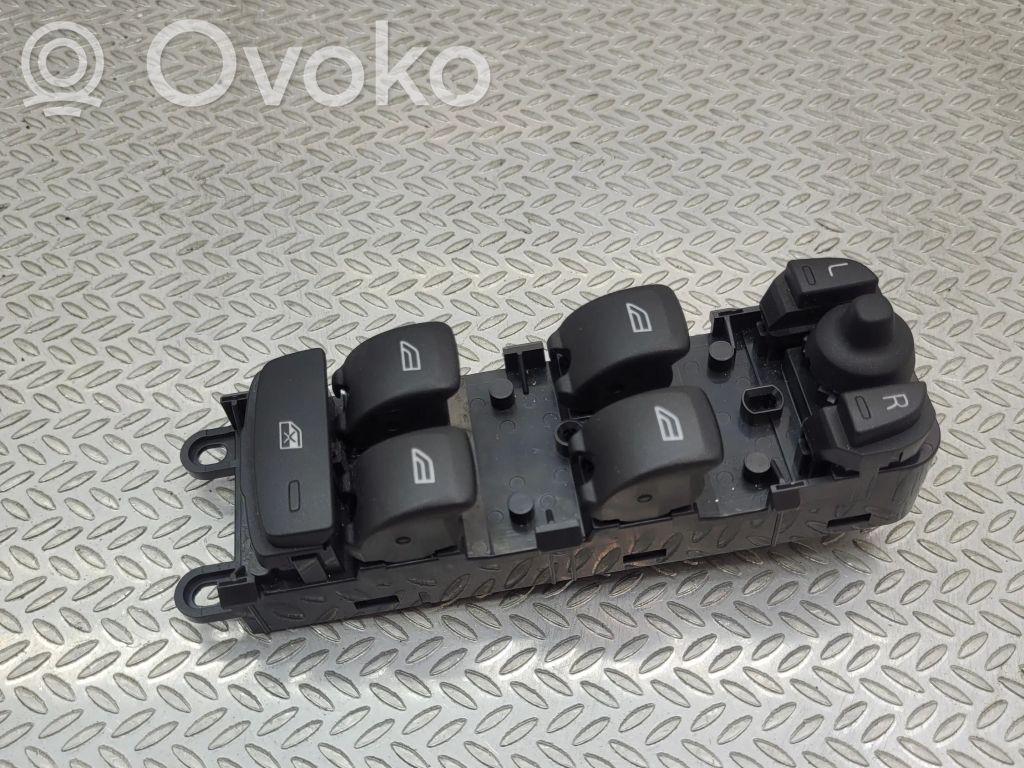 Volvo V40 Cross country Electric window control switch 