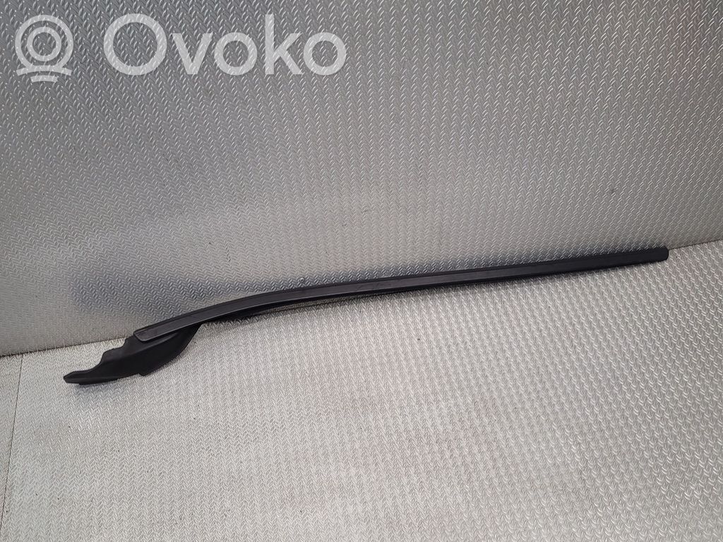 Volvo V40 Cross country Windshield trim 