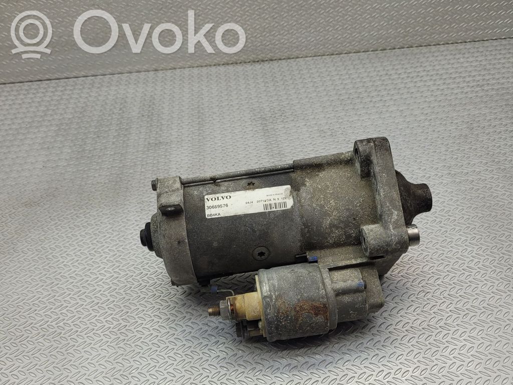 Volvo V40 Cross country Стартер 