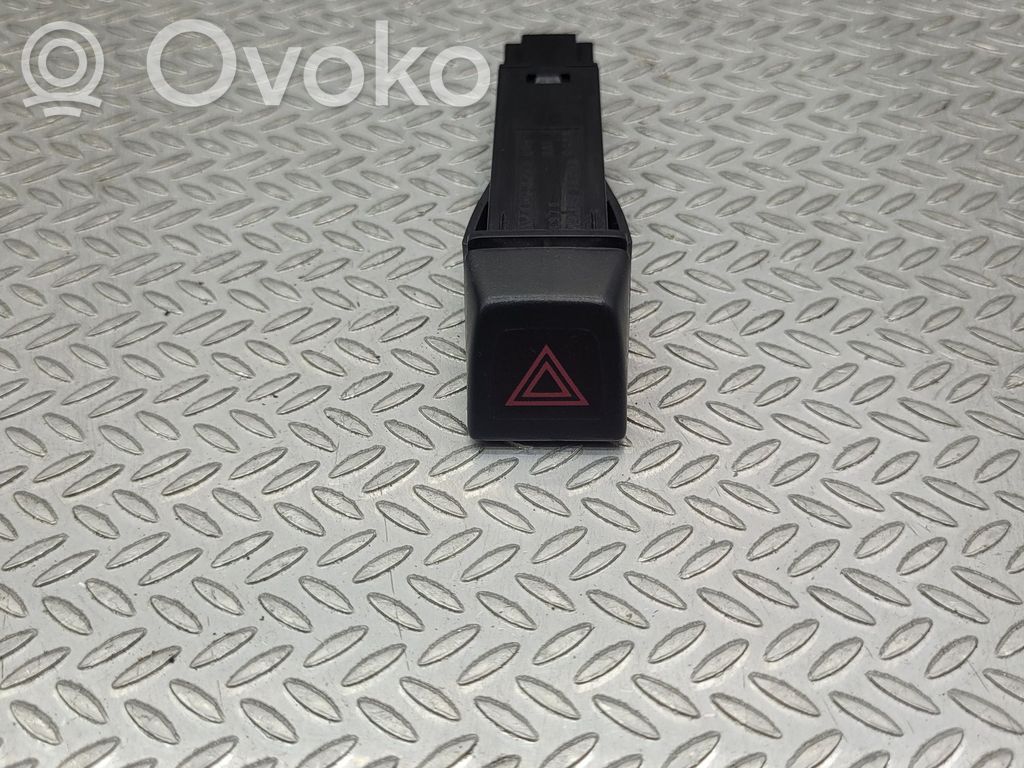 Volvo XC60 Hazard light switch 