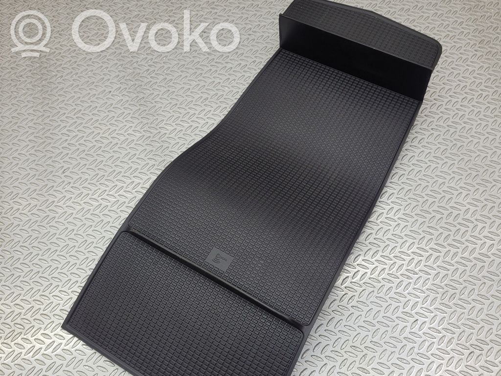 Volvo XC40 Base de la guantera 