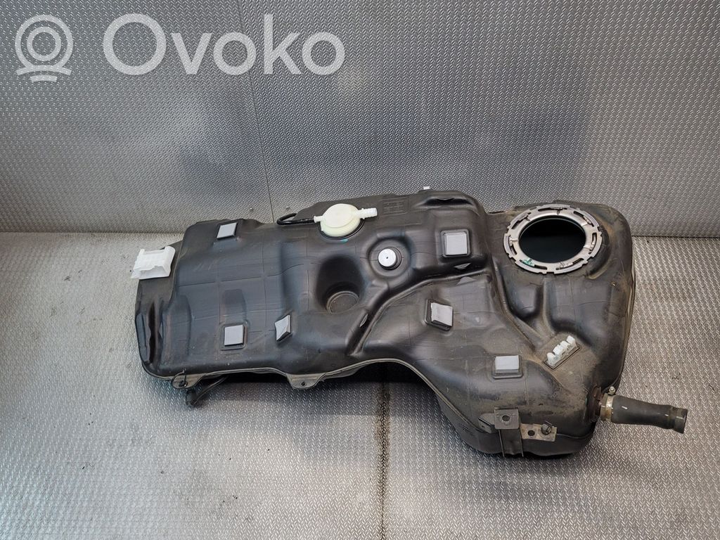 Volvo XC40 Polttoainesäiliö 