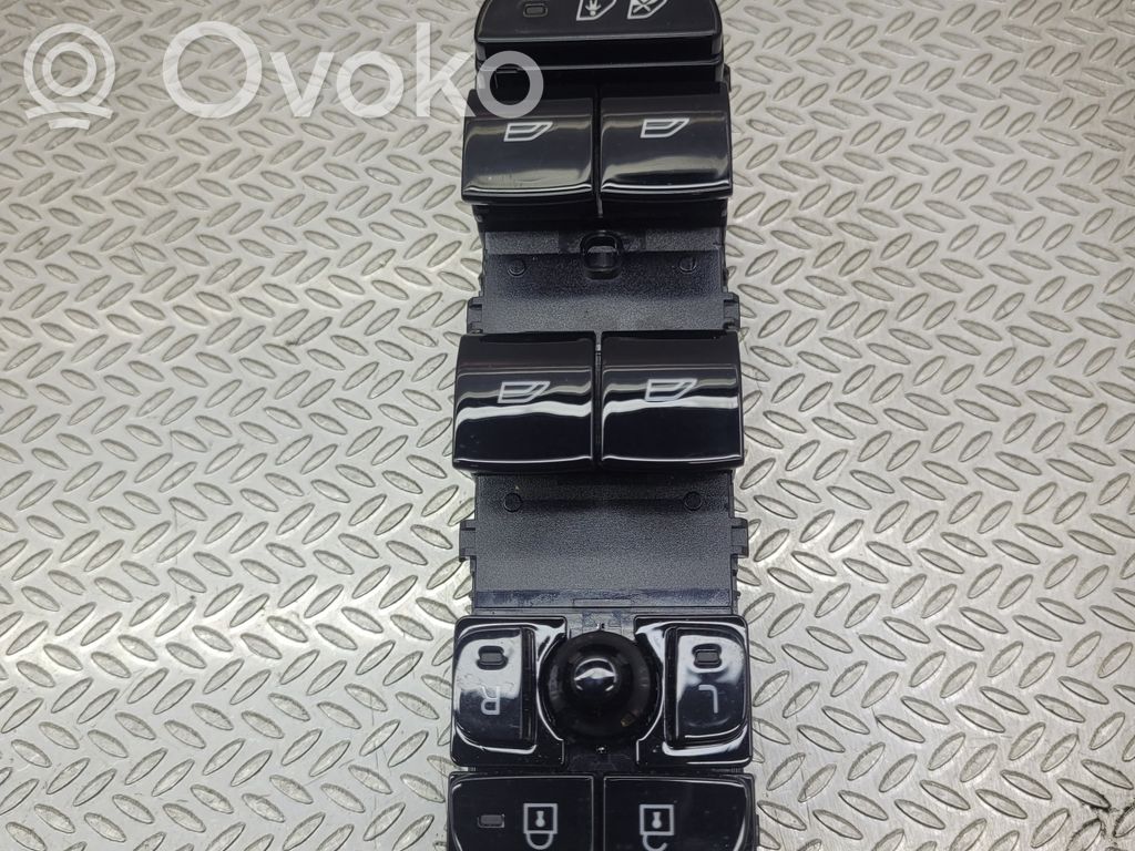 Polestar 2 Electric window control switch 