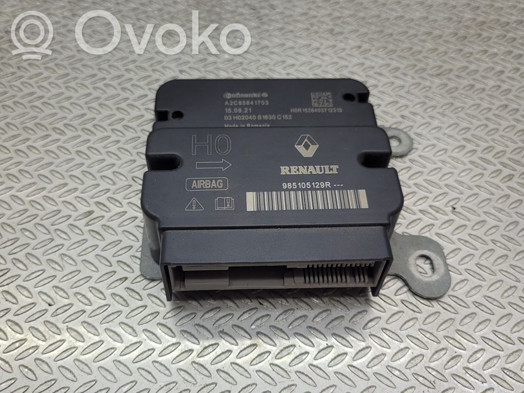 Dacia Duster Airbag control unit/module 