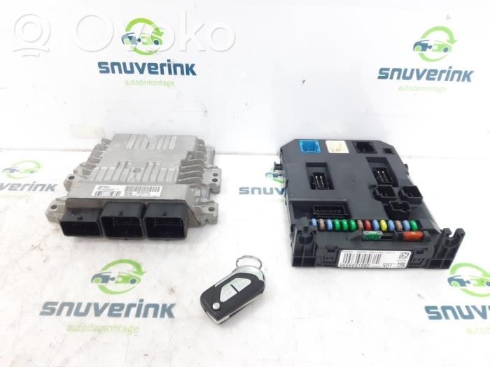 Citroen DS3 Engine control unit/module 
