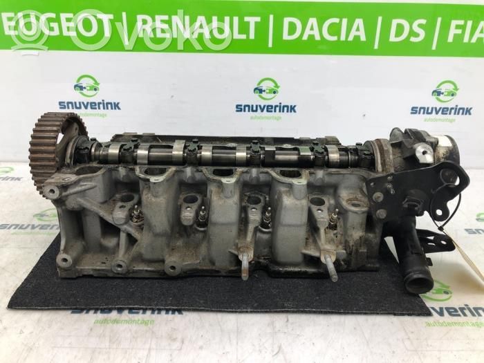 Renault Clio III Engine head 