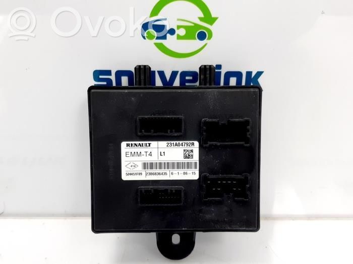 Renault Clio IV Central body control module 