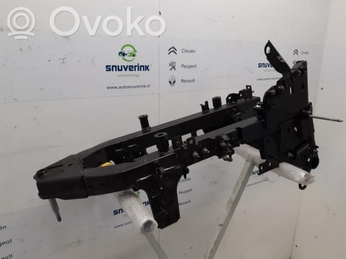 Renault Zoe Engine mount bracket 