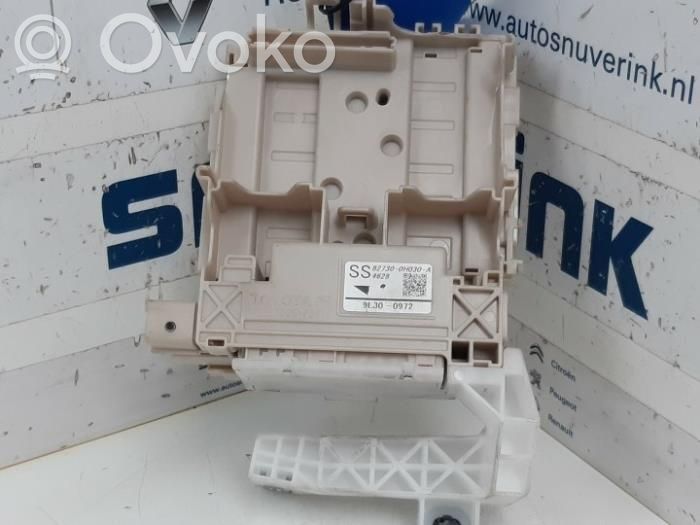 Peugeot 108 Skrzynka bezpieczników / Komplet 