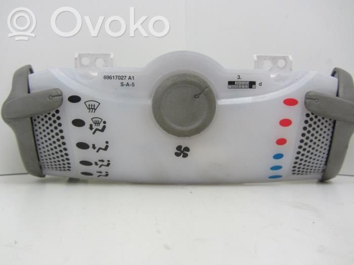 Peugeot 107 Climate control unit 