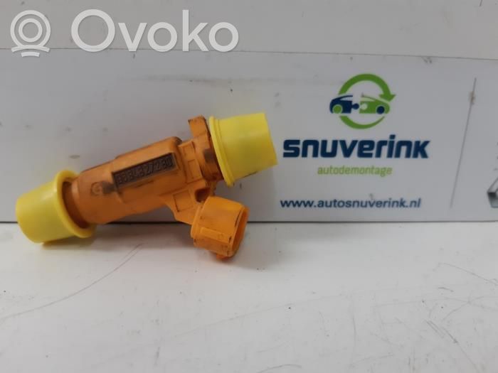Peugeot 206 Inyector de combustible 