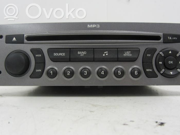 Panel / Radioodtwarzacz CD/DVD/GPS   96647511XH,657960,657960