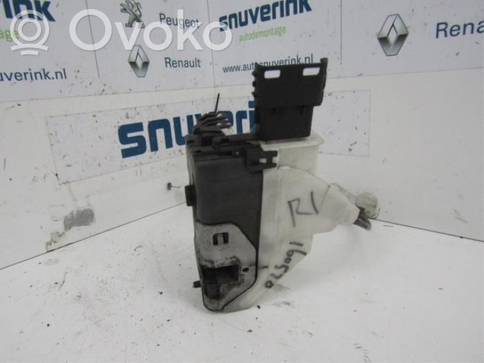 Citroen C3 Priekšpusē slēdzene 