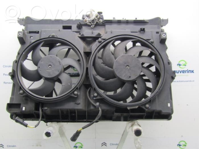 Radiatoru panelis   1253Q8,1250G0,1250G1,1250G2,1250G4,1250G5,1250G6,1250G7,1253A4,1253A9,1253K1,1253P7,1253Q7,1400821180,1400821280,1401312180,1401312280,1440107980,1494742080,7104CC,9635494380