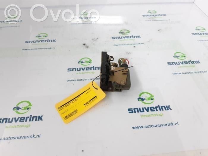 Renault Master II Front door lock 