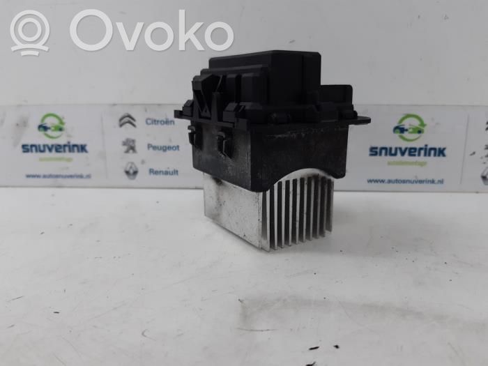 Renault Clio III Motor aerotermă/rezistor ventilator 