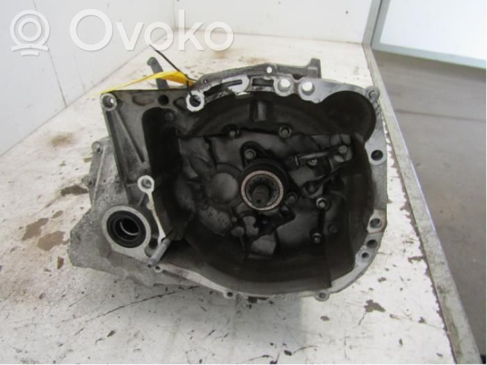 Renault Clio III Manualna 5-biegowa skrzynia biegów 