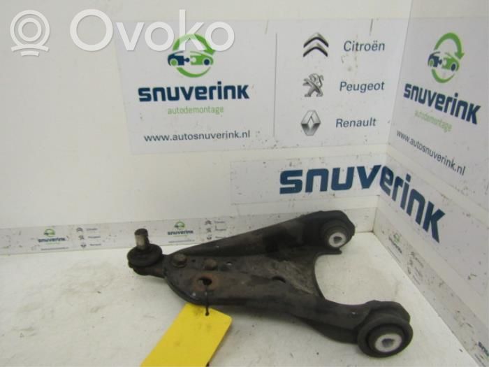 Renault Twingo II Front control arm 