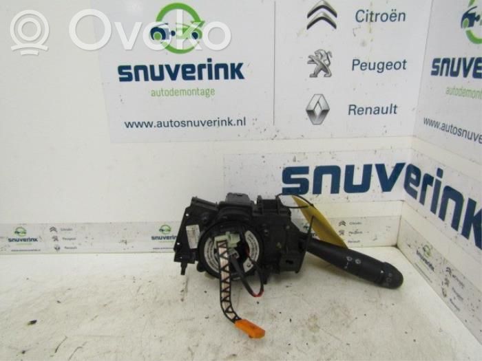 Renault Kangoo I Interruptor/palanca de limpiador de luz de giro 
