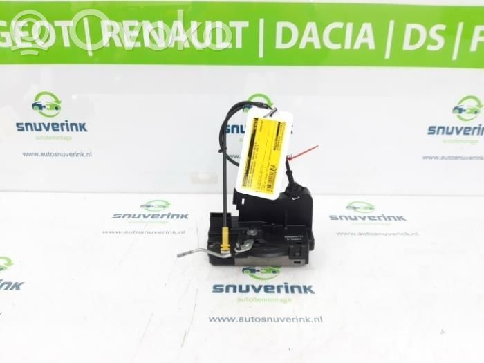 Nissan Primastar Încuietoare ușă față 