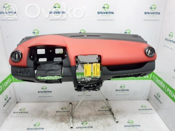 Renault Clio IV Panel de instrumentos 