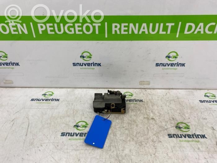 Peugeot 206 Etuoven lukko 