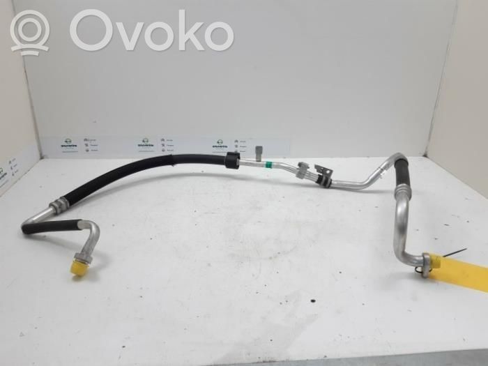 Renault Captur Ilmastointilaitteen putki (A/C) 
