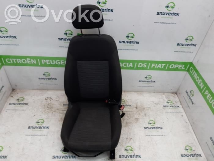 Opel Corsa D Etumatkustajan istuin 