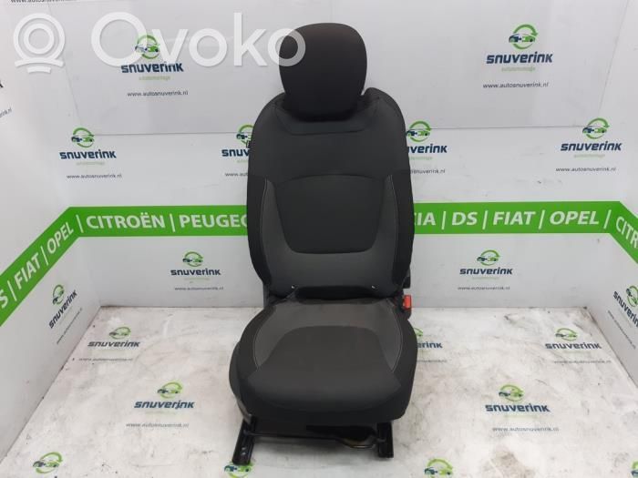 Renault Captur Etumatkustajan istuin 