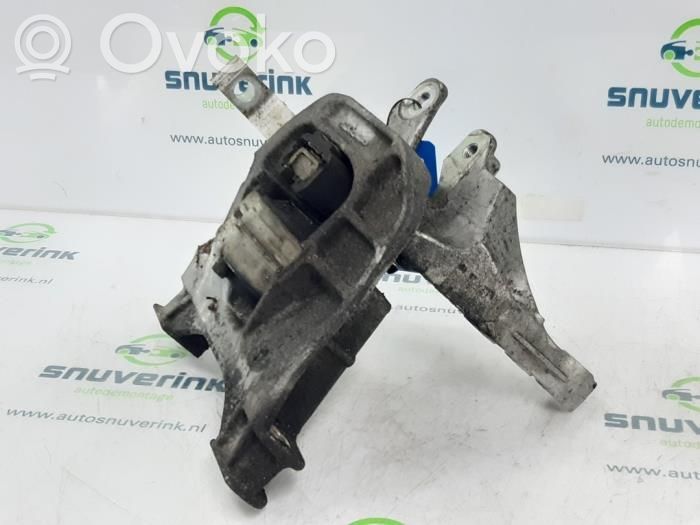 Peugeot Expert Engine mount bracket 