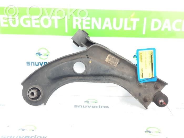 Peugeot 308 Рычаг 