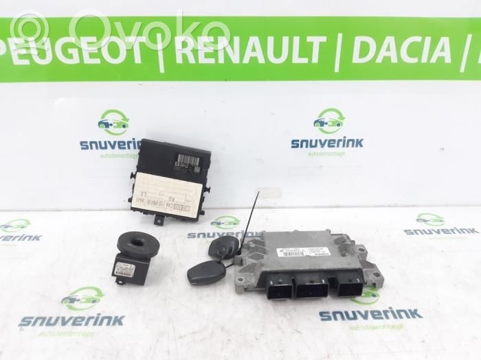 Engine control unit/module   8200405701,28113349,281133492,2811334921T,385160,4870021147R,502846,8200463085,8201076738,8201229416