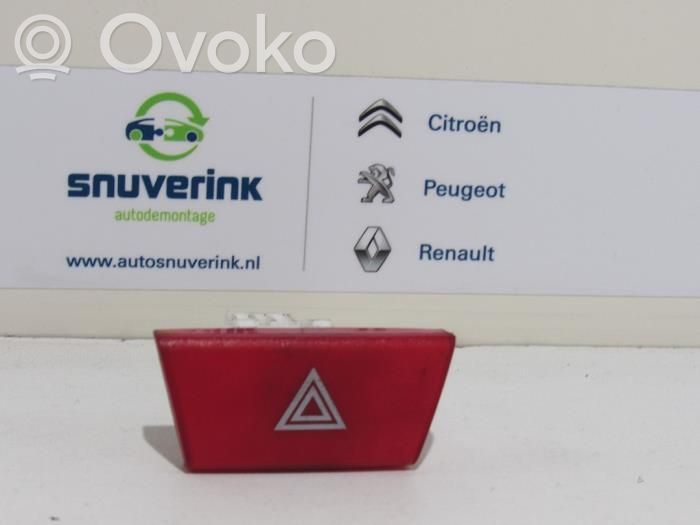 Peugeot 107 Botón interruptor de luz de peligro 