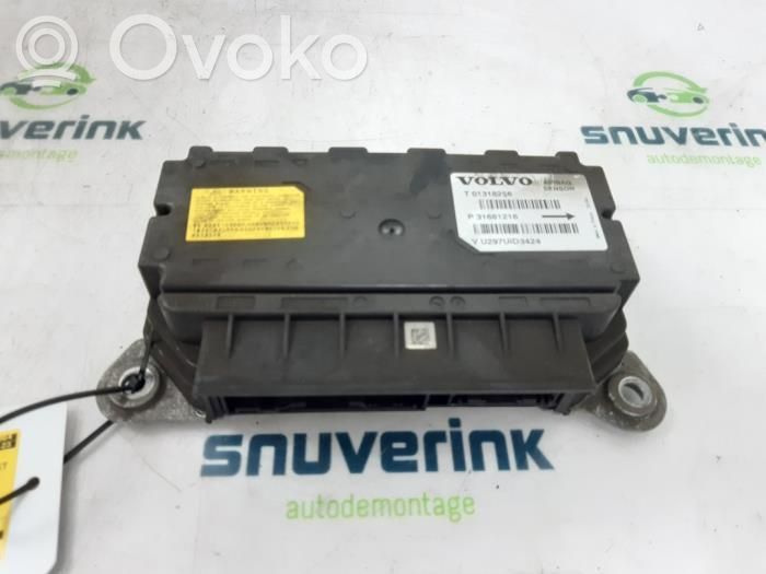 Volvo XC90 Sterownik / Moduł Airbag 
