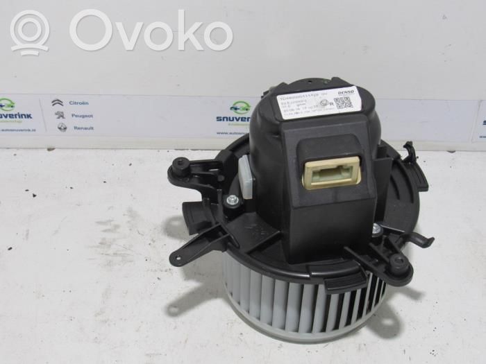 Opel Combo E Heizungslüfter 