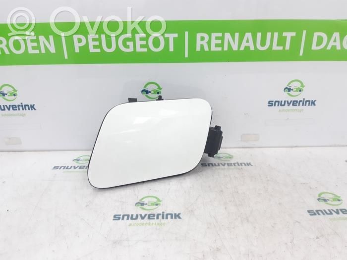 Peugeot 2008 II Sportello del serbatoio del carburante 