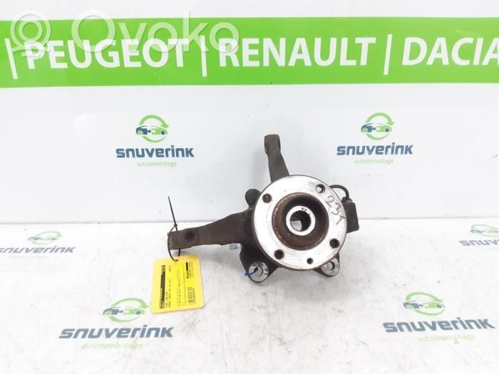 Renault Kangoo II Fuzetă butuc roată față 