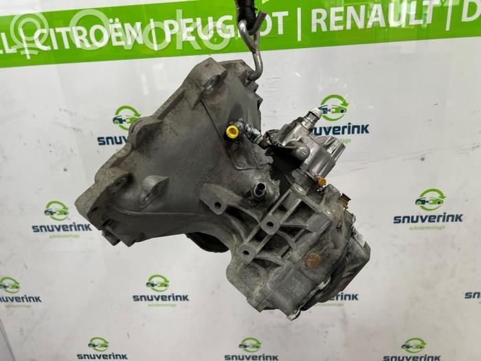 Opel Corsa D Cutie viteze manuală cu 5 trepte 