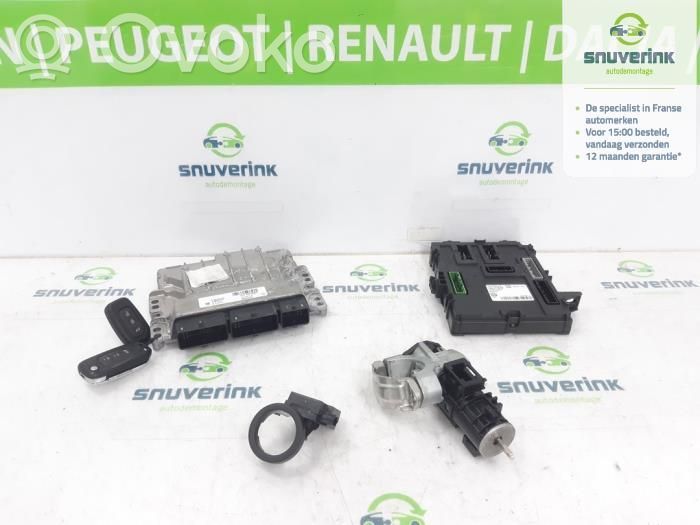 Renault Megane IV Unitate/modul de control motor 