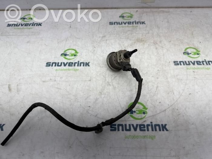 Inyector de AdBlue   208993839R,04440210452,208F86829R,208S400Q0A,6000616939,93457779,A4704905800,A4704905900,A4704907100