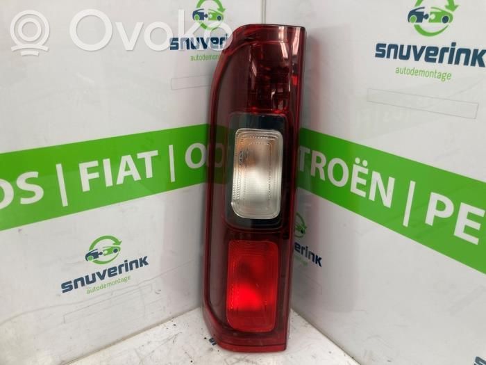 Renault Trafic III (X82) Lampa tylna 