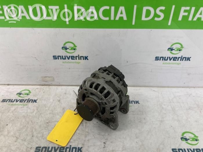 Renault Twingo III Alternator 