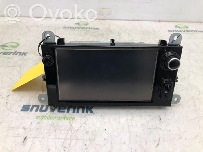 Renault Clio IV Unitate principală radio/CD/DVD/GPS 