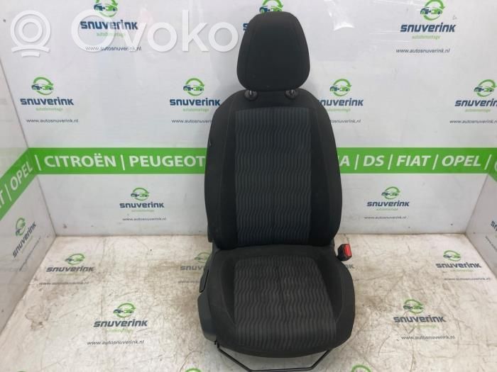 Peugeot 308 Etumatkustajan istuin 