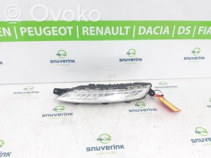 Citroen C4 Grand Picasso Kierunkowskaz przedni 